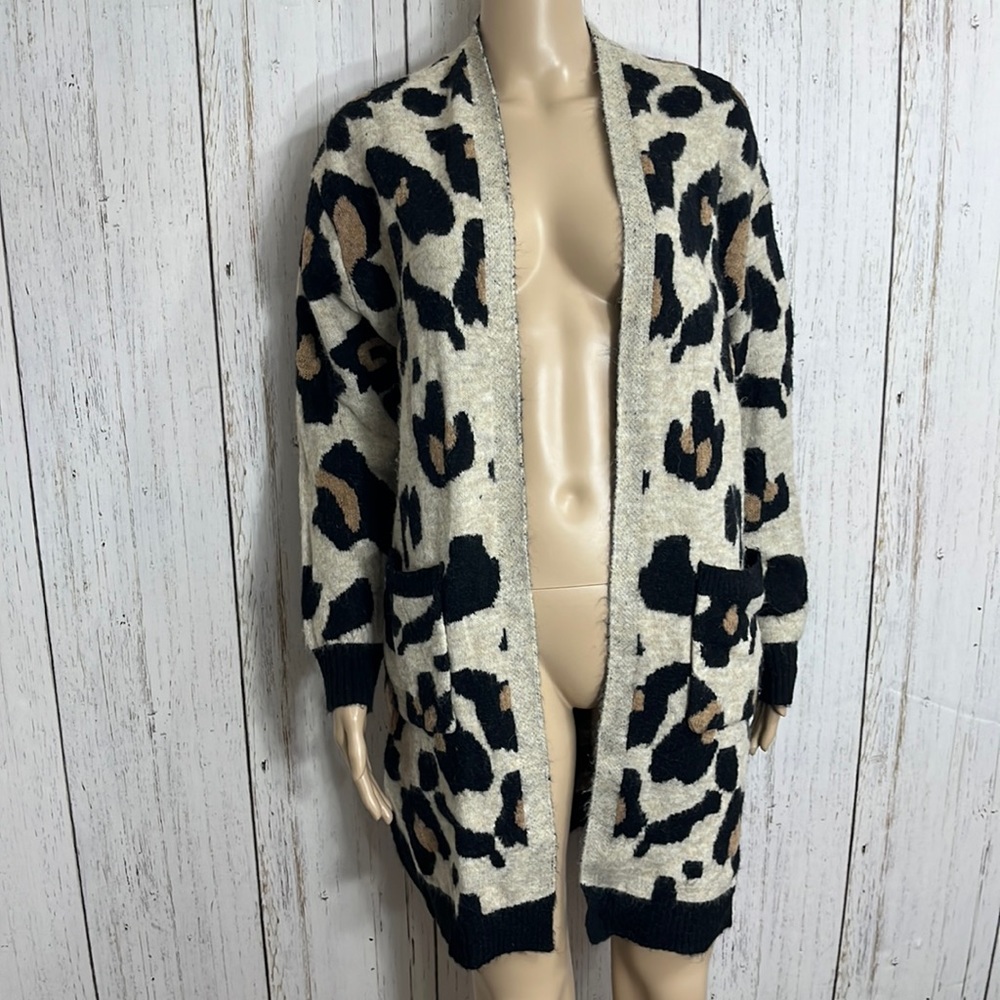 Altar’d State Cheetah Print Cardigan Size S/M